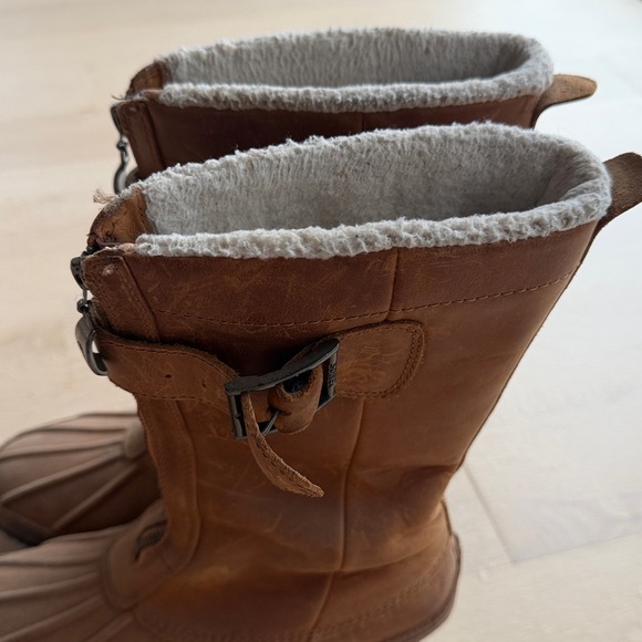 Sorel - Picture 8 of 11